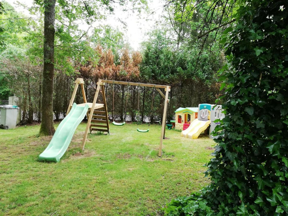 Titi'S Chalet ดูร์บี ภายนอก รูปภาพ