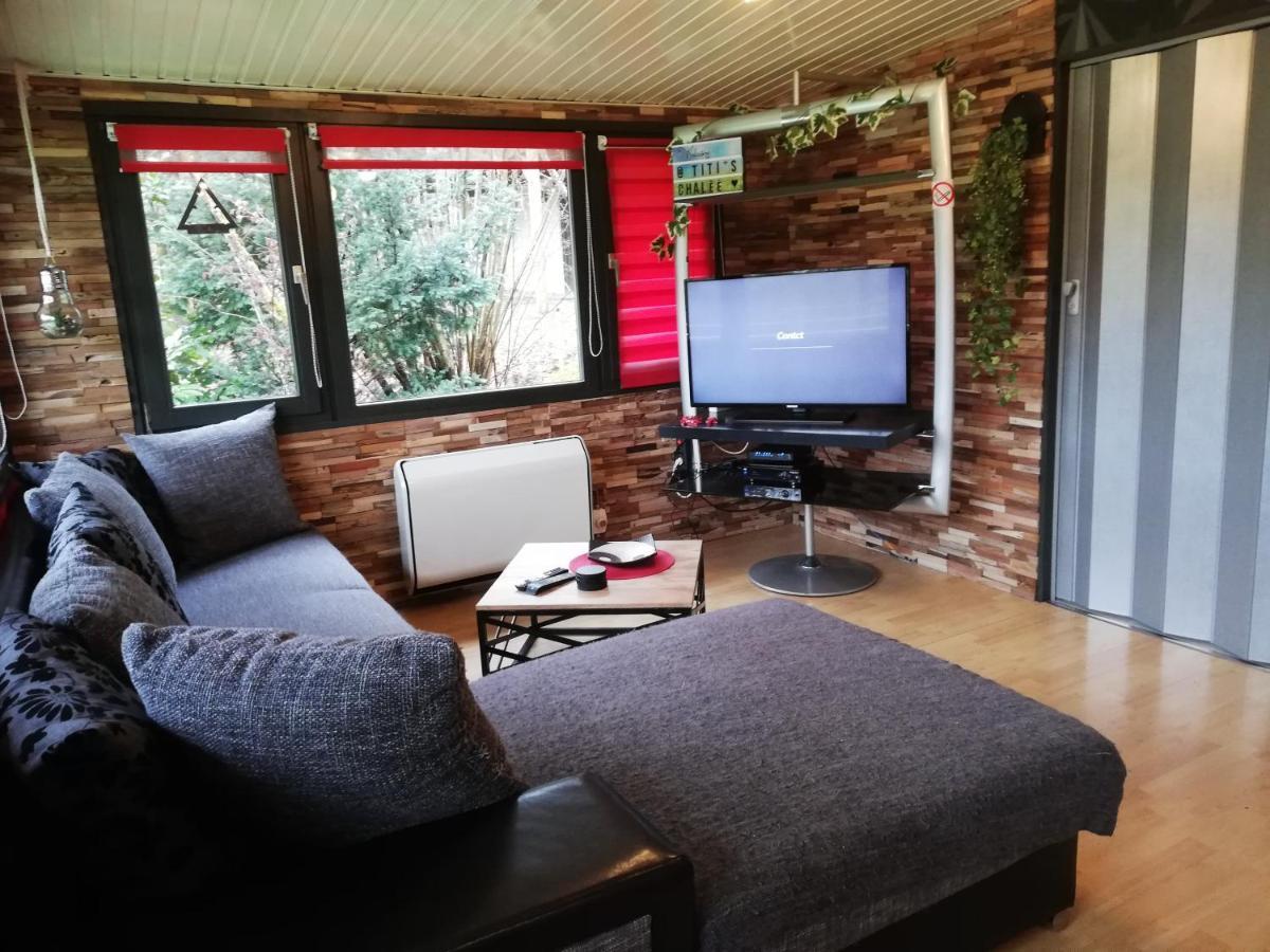 Titi'S Chalet ดูร์บี ภายนอก รูปภาพ