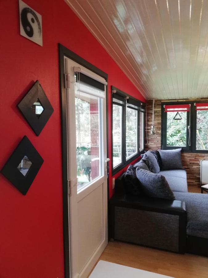 Titi'S Chalet ดูร์บี ภายนอก รูปภาพ