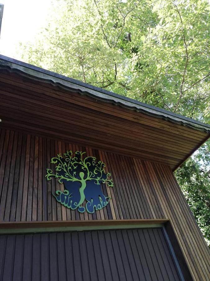 Titi'S Chalet ดูร์บี ภายนอก รูปภาพ