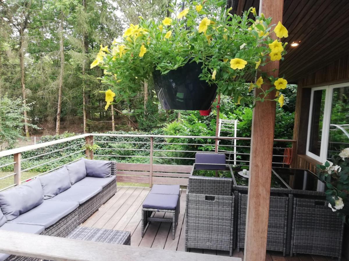 Titi'S Chalet ดูร์บี ภายนอก รูปภาพ
