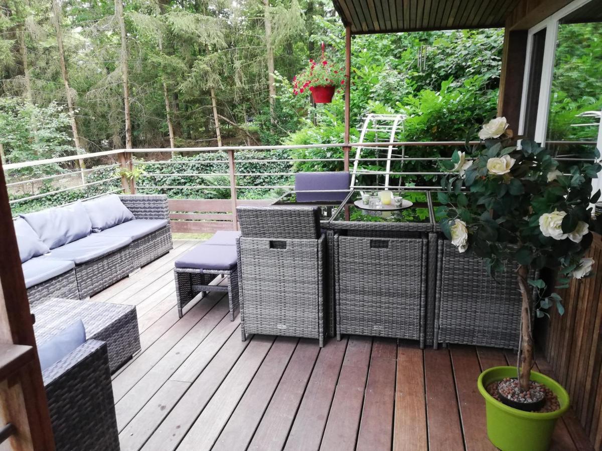 Titi'S Chalet ดูร์บี ภายนอก รูปภาพ